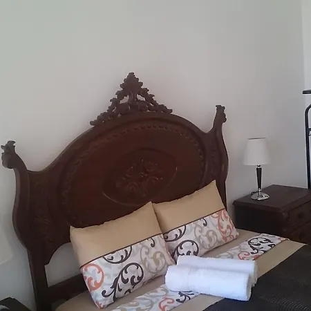 Breathelisboa Hostel *